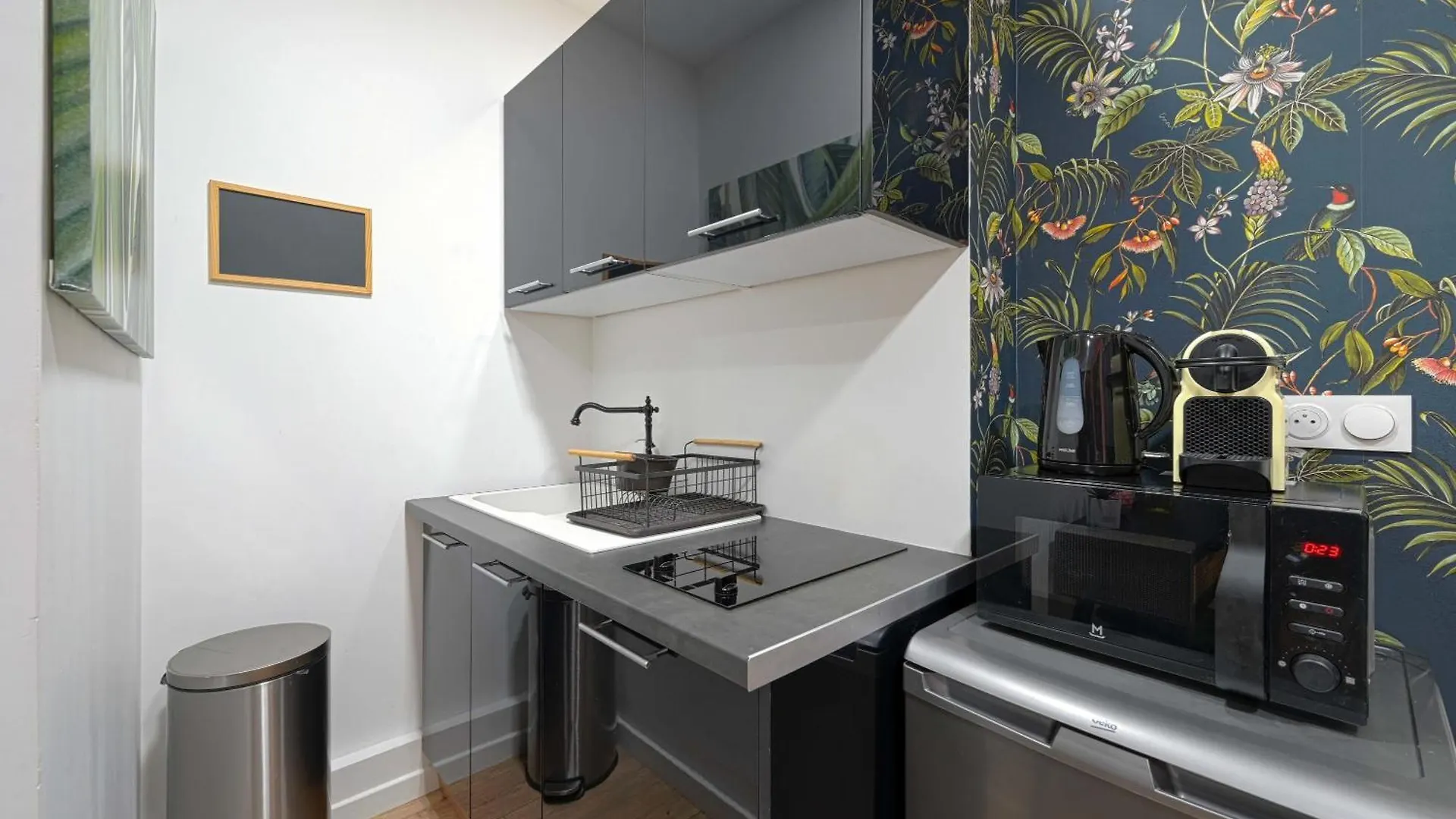 Modern Secure Studio- Perfect For 2- Catacombs *